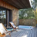Bien Loin D'ici Nîmes