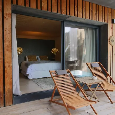 Bed & Breakfast Bien Loin D'ici 4*